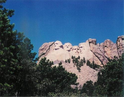 Гора Рашмор (Гора Президентов: памятник в скалах)