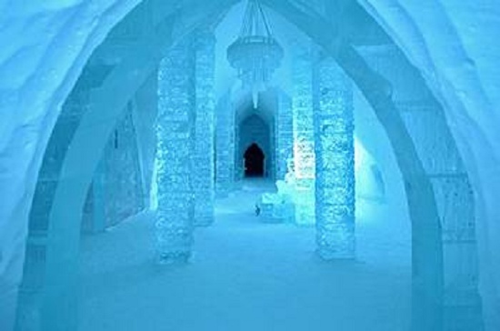 В Канаде снова откроют ледяной отель