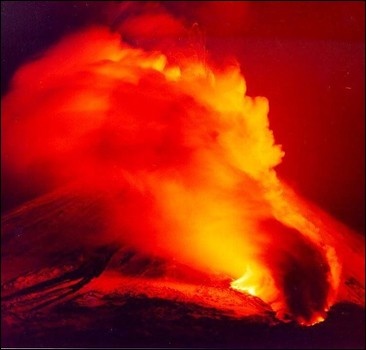 Ущерб от извержения вулкана будет похлеще терактов 11 сентября