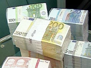 Украинские банки не хотят менять евро