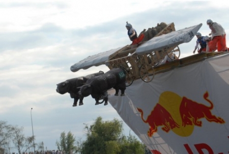 Red Bull Flugtag или День безумных полётов. ФОТО