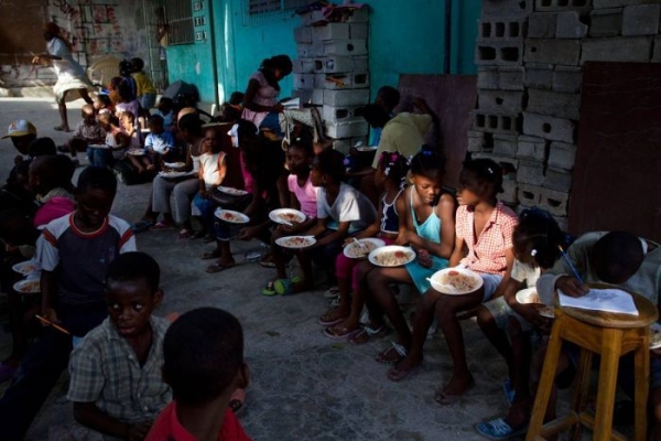 Гаити спустя полгода (43 фото)