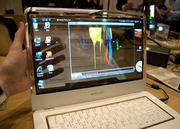 Samsung начал выпуск первых прозрачных дисплеев
