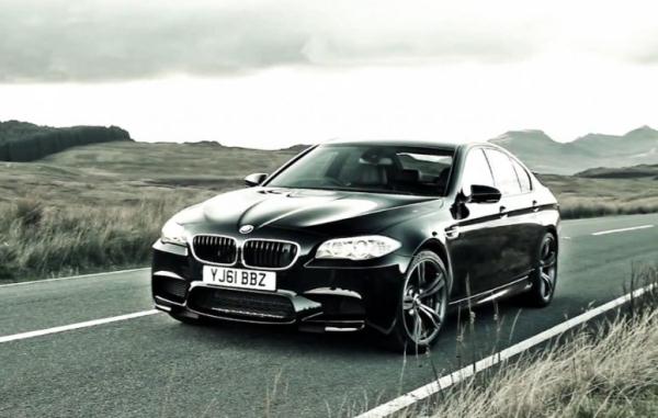  BMW M5 разгоняется до 315 км/час